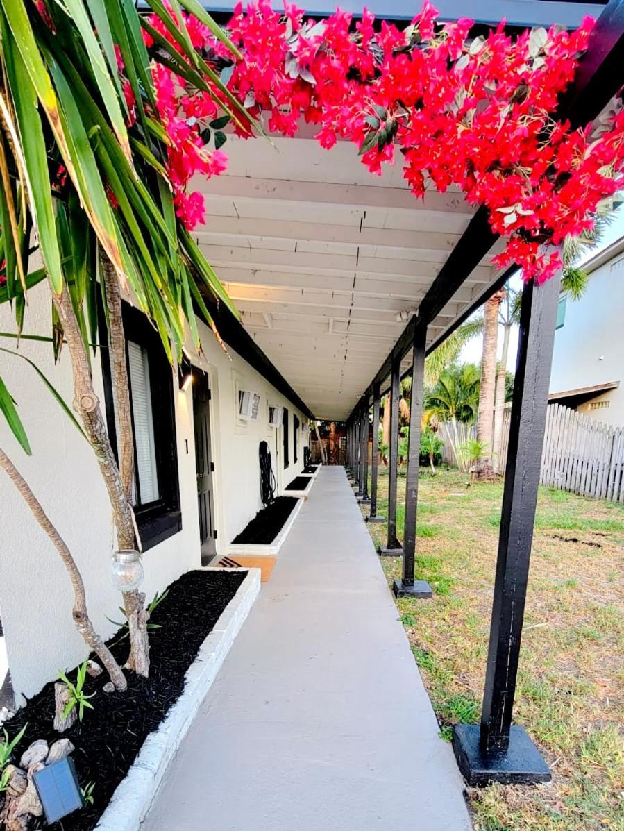Beach Bungalow By The Sea 2 โคโคบีช ภายนอก รูปภาพ